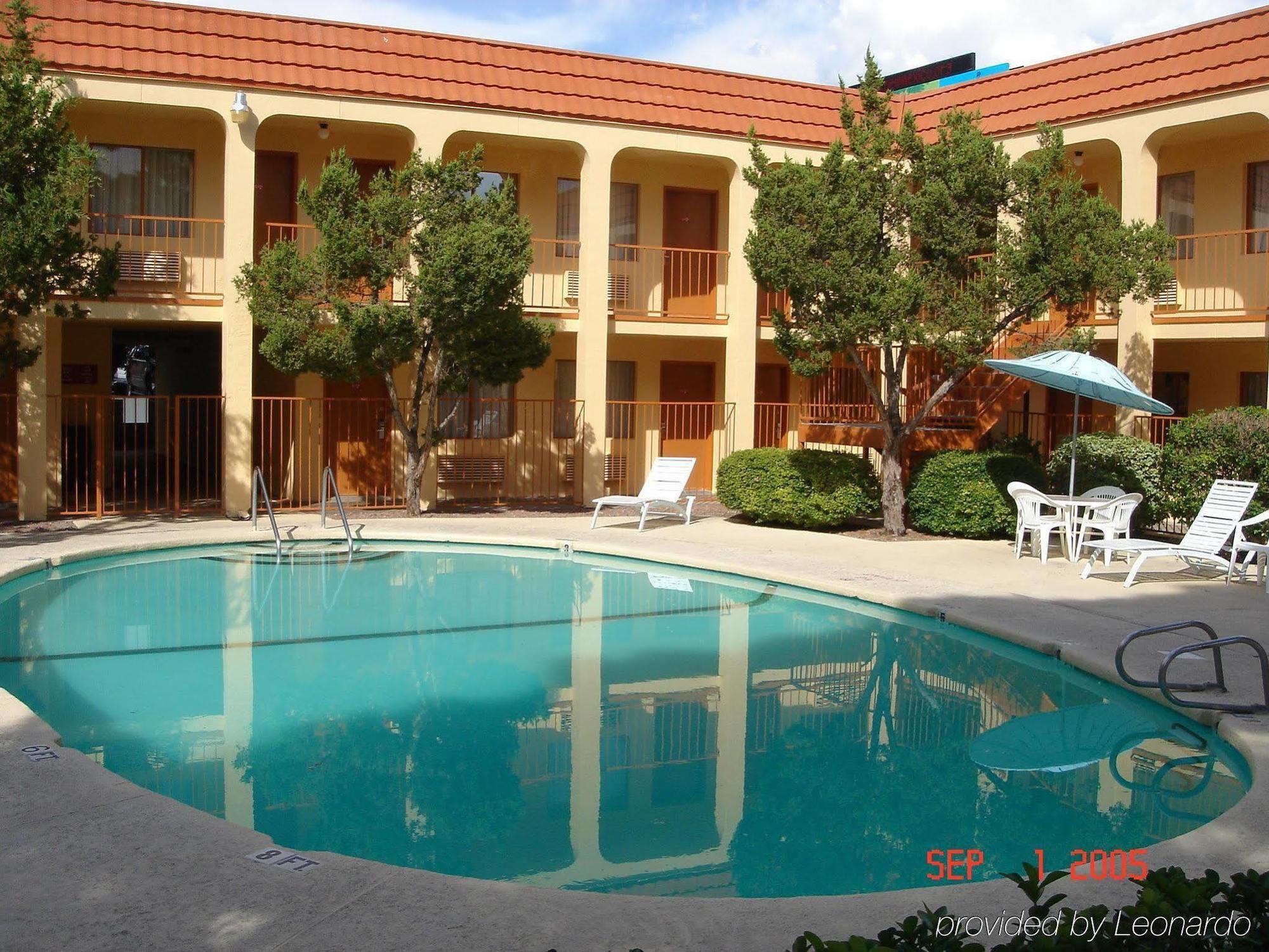 Super 8 By Wyndham El Paso Airport Hotell Eksteriør bilde